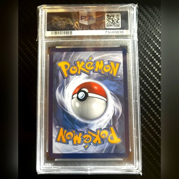Pokémon TCG Umbreon VMAX Evolving Skies 215/203 Holo Secret Rare PSA 10