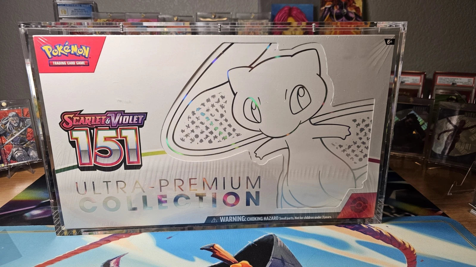 Pokémon TCG Scarlet & Violet 151 Ultra Premium Collection Box UPC - *Small Tear