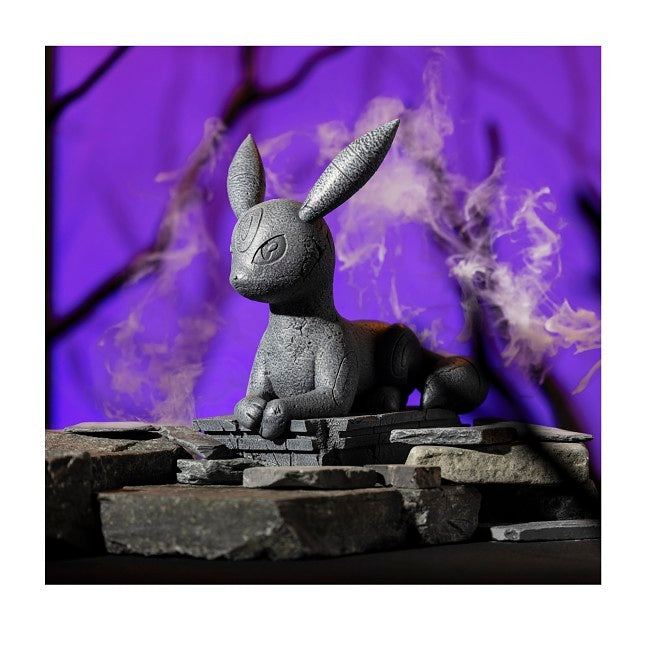 Umbreon Pokémon Yard Statue